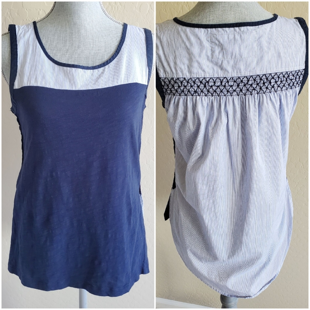 ⭐4/$20 Anthro Little Yellow‎ Button top